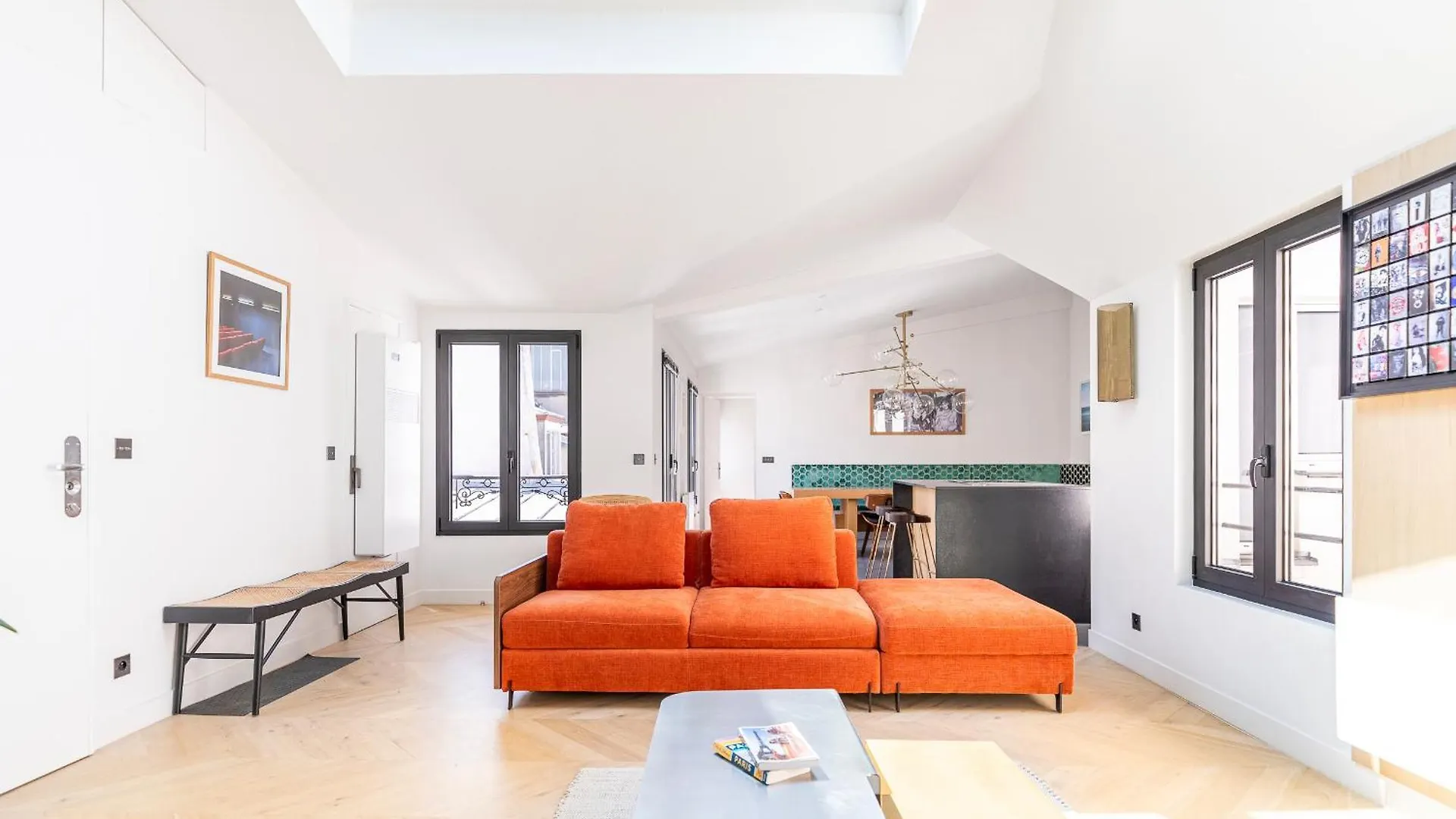 Luxury Flat With Ac 